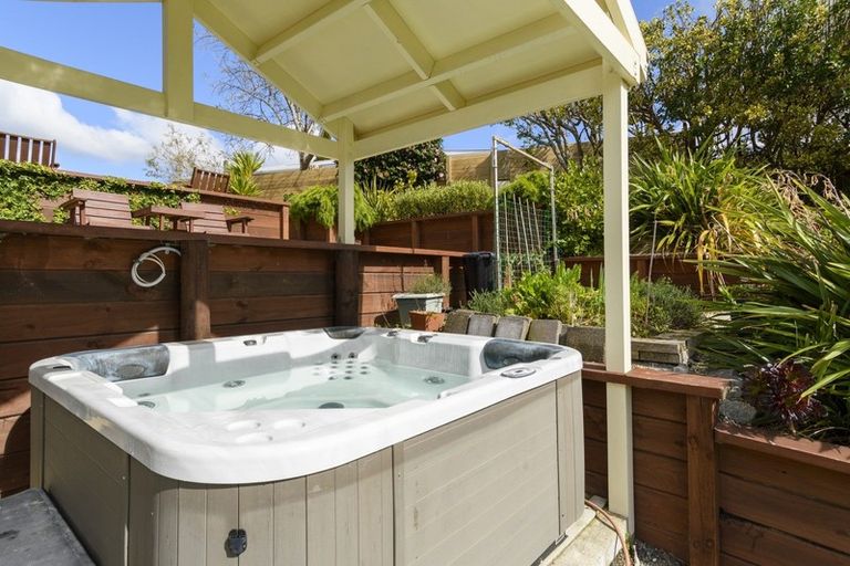 Photo of property in 81 Forrester Drive, Welcome Bay, Tauranga, 3112