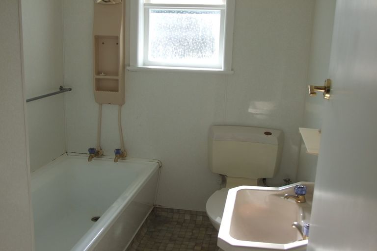 Photo of property in 8 Denbigh Place, Awapuni, Palmerston North, 4412