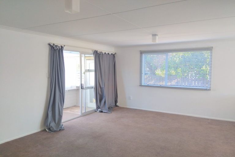 Photo of property in 10b Ropiha Street, Fitzroy, New Plymouth, 4312