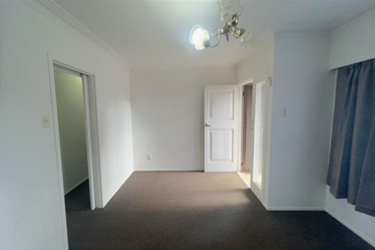 Photo of property in 5/35 Wallace Road, Papatoetoe, Auckland, 2025