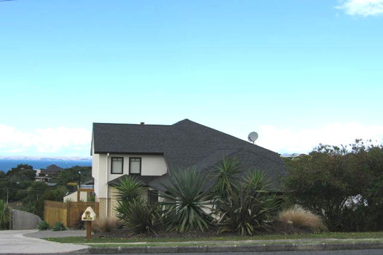 Photo of property in 65 Deep Creek Road, Waiake, Auckland, 0630