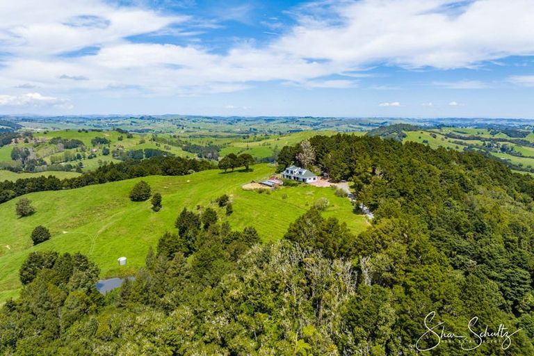 Photo of property in 338a Wairere Road, Paparoa, 0571