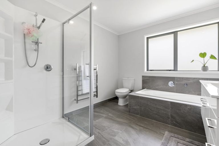 Photo of property in 17 Downer Access Road, Kaukapakapa, 0873