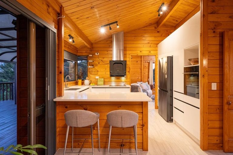 Photo of property in 12 Channing Crescent, Botany Downs, Auckland, 2010