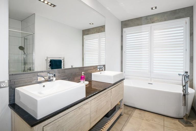 Photo of property in 77 Royal Ascot Drive, Papamoa Beach, Te Puke, 3187