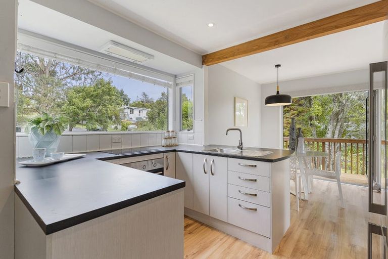 Photo of property in 25 Cantina Avenue, Bayview, Auckland, 0629