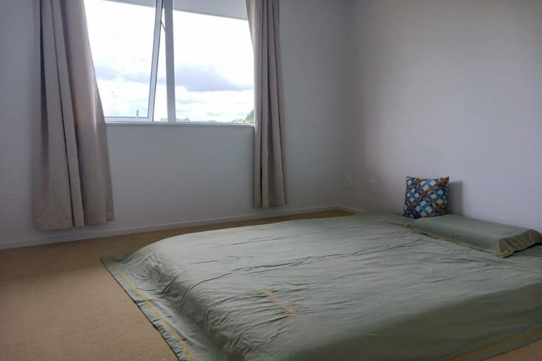 Photo of property in 73d Oraha Road, Kumeu, 0892