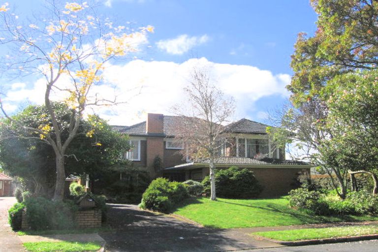 Photo of property in 16 Oakland Avenue, Papatoetoe, Auckland, 2025