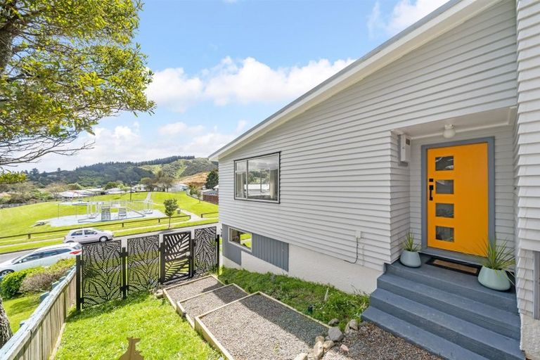 Photo of property in 30 Antrim Crescent, Wainuiomata, Lower Hutt, 5014