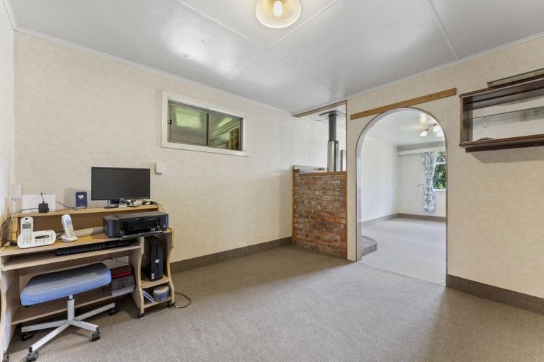 Photo of property in 3 Caversham Road, Westmere, Whanganui, 4501