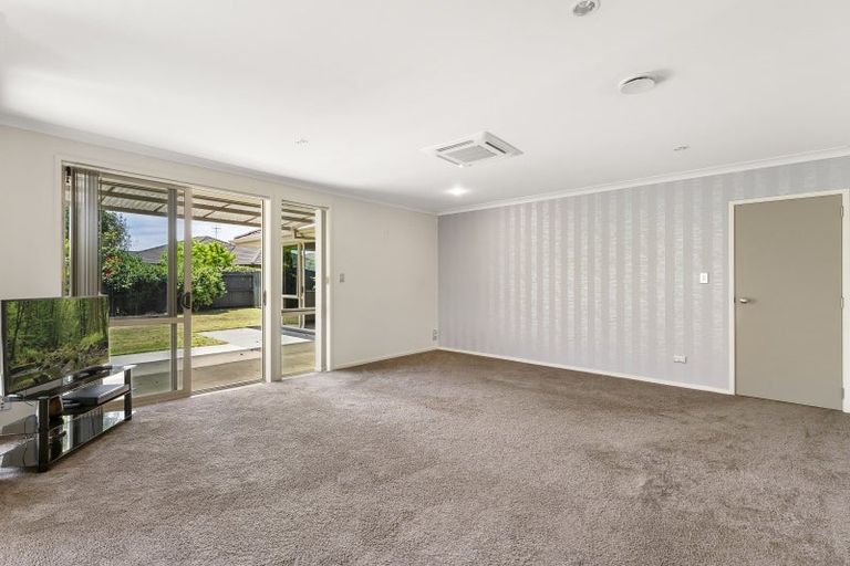 Photo of property in 11 Roxbury Place, Papamoa Beach, Papamoa, 3118