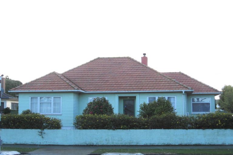 Photo of property in 81 Latham Street, Marewa, Napier, 4110