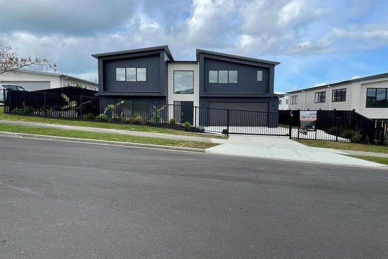 Photo of property in 6 Hutukawa Drive, Beachlands, Auckland, 2018