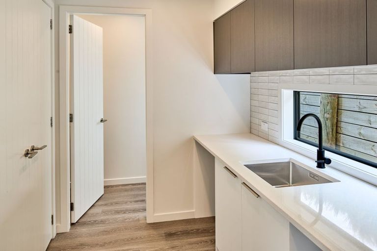 Photo of property in 4b Kaiaho Close, Aotea, Porirua, 5024