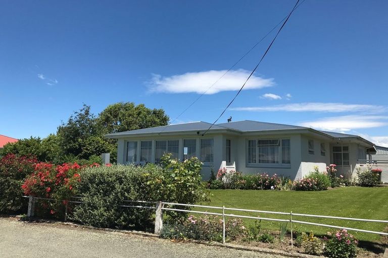 Photo of property in 15 Manse Street, Waimate, 7924
