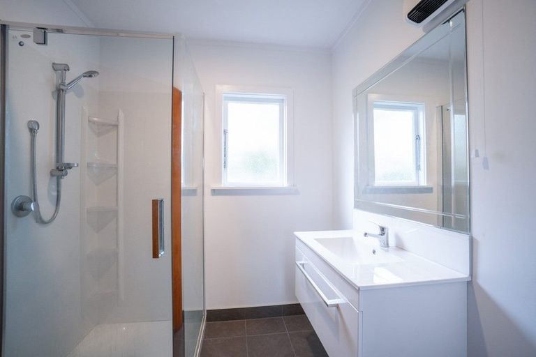 Photo of property in 23 Glasgow Street, Takaro, Palmerston North, 4412