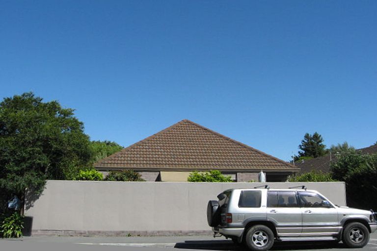Photo of property in 3/30 Aikmans Road, Merivale, Christchurch, 8014