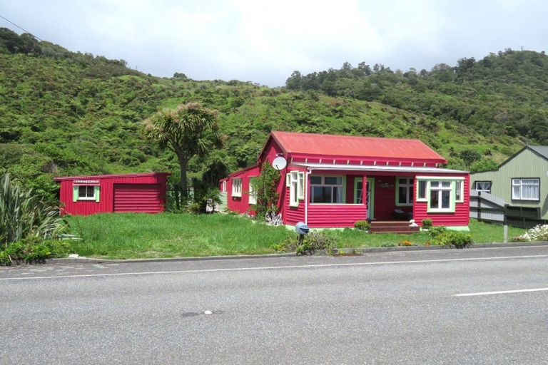 Photo of property in 169 Torea Street, Granity, 7823