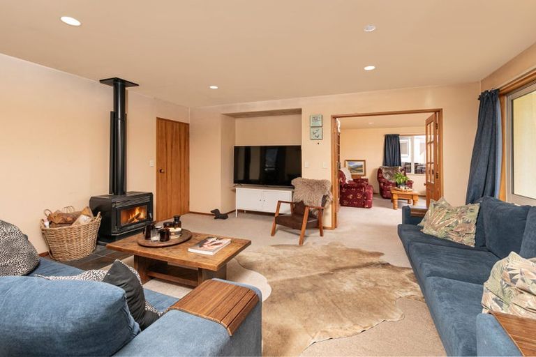 Photo of property in 7 Kings Drive, Wanaka, 9305