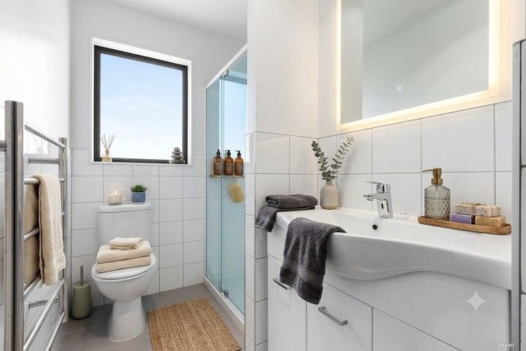 Photo of property in 21 Totara Meadows Court, Wiri, Auckland, 2104