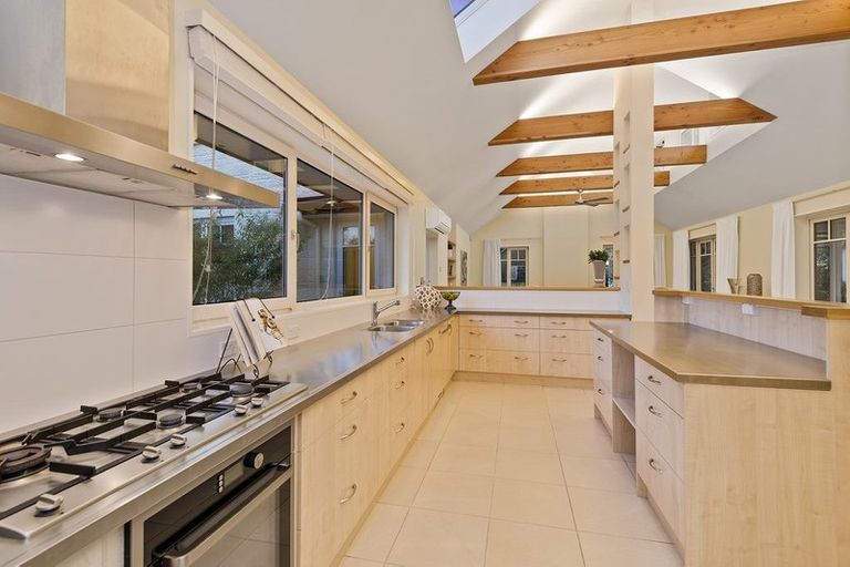 Photo of property in 340 Ilam Road, Bryndwr, Christchurch, 8053