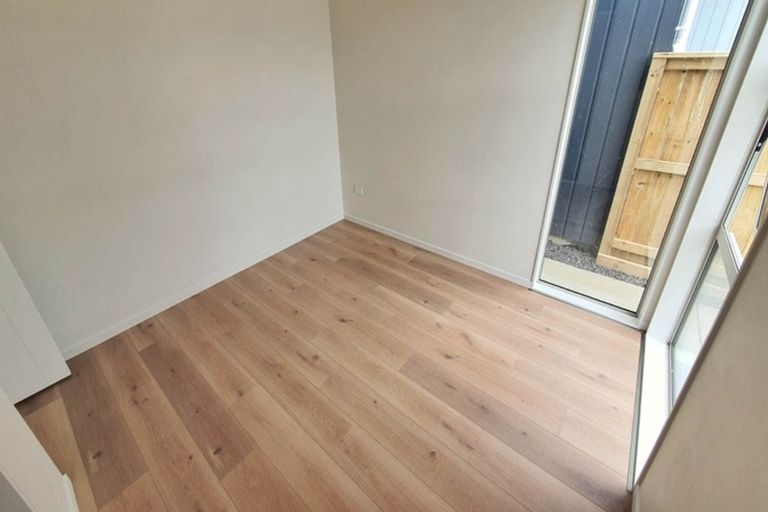 Photo of property in 22 Puhikawa Street, Massey, Auckland, 0614