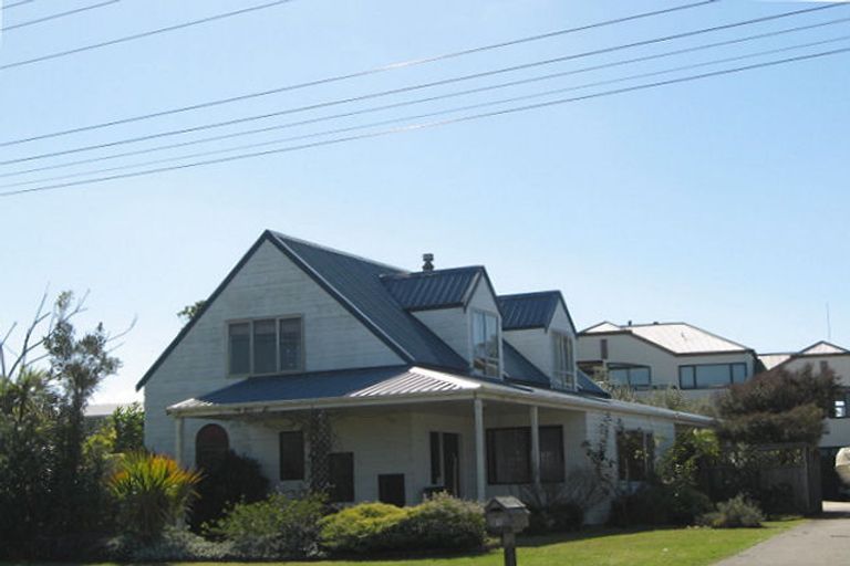 Photo of property in 213a Harbour Road, Ohope, 3121