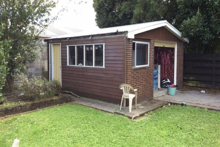 Photo of property in 38 Kimberley Grove, Westbrook, Palmerston North, 4412