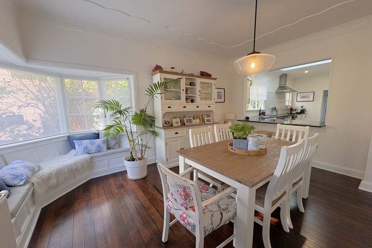 Photo of property in 26 Waitohu Road, York Bay, Lower Hutt, 5013