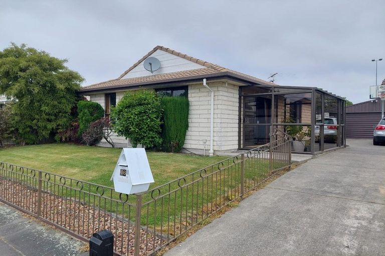 Photo of property in 1/46 Shannon Place, Belfast, Christchurch, 8051