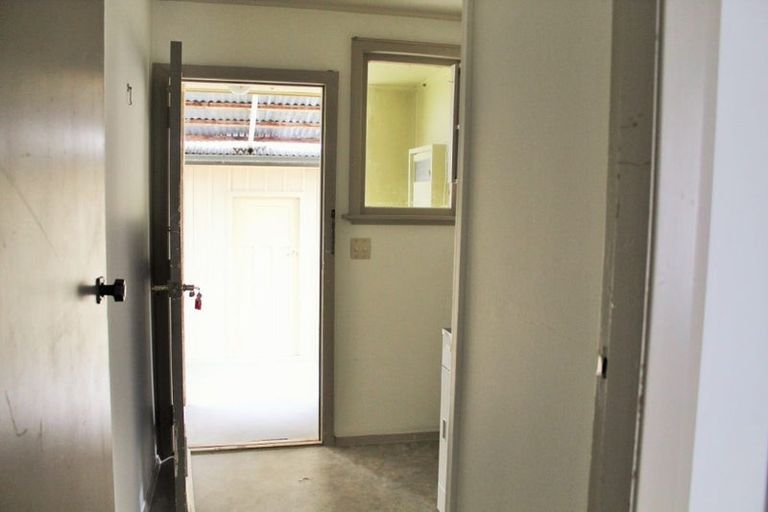 Photo of property in 37 Brentwood Avenue, Highbury, Palmerston North, 4412