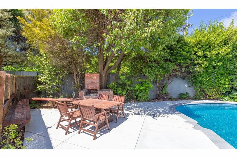 Photo of property in 11 Carol Place, Halswell, Christchurch, 8025