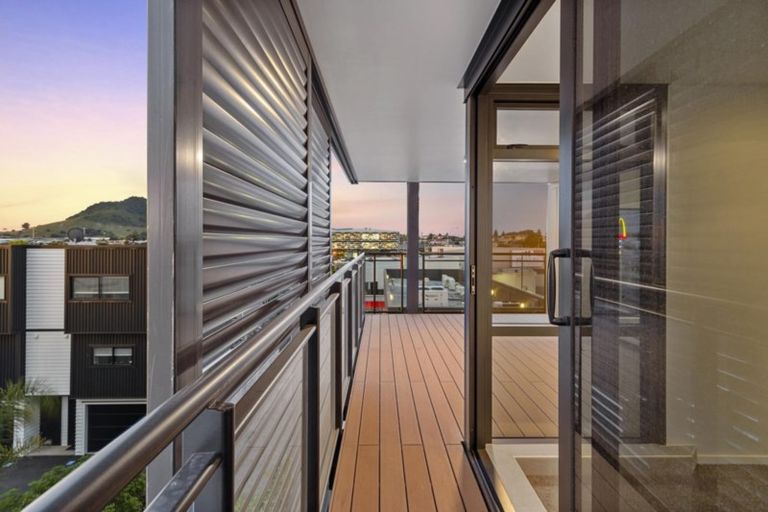 Photo of property in 2-06/424 Maunganui Road, Mount Maunganui, 3116