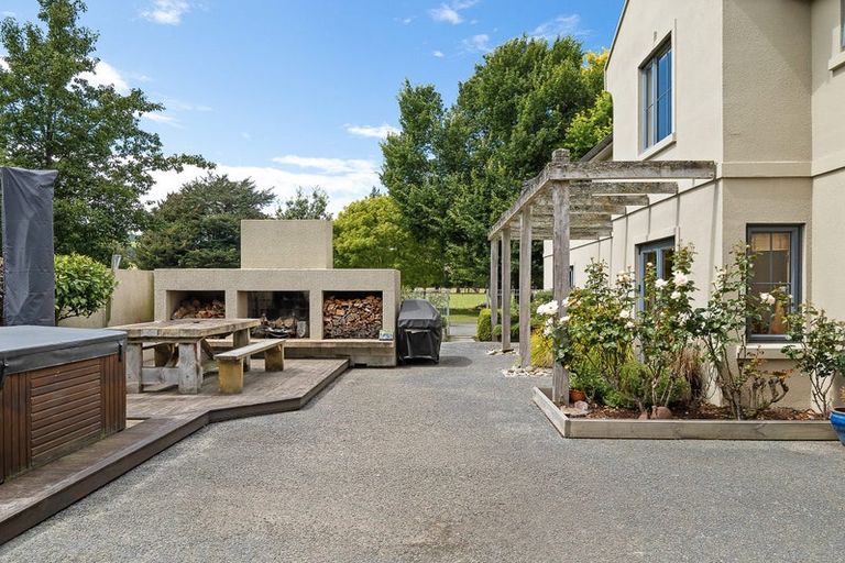 Photo of property in 17 Wairongoa Road, North Taieri, Mosgiel, 9092