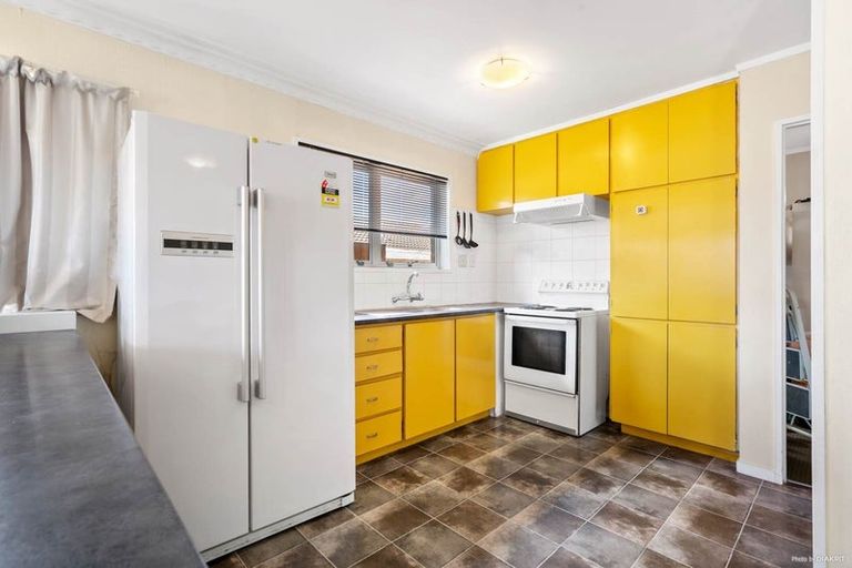 Photo of property in 1/2 Atkinson Avenue, Otahuhu, Auckland, 1062