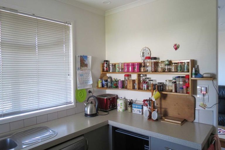 Photo of property in 96a Onerahi Road, Onerahi, Whangarei, 0110