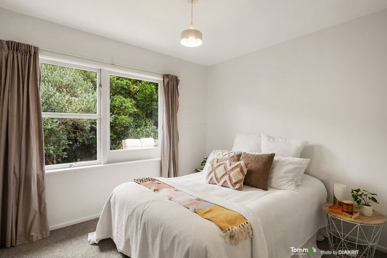 Photo of property in 17 Beach Street, Island Bay, Wellington, 6023