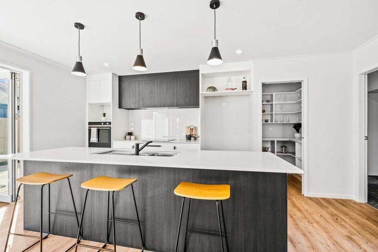 Photo of property in 27 Te Piriti Road, One Tree Point, 0118