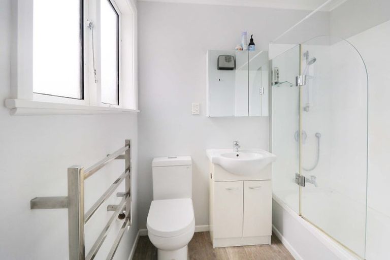 Photo of property in 4 Nepal Place, Khandallah, Wellington, 6035