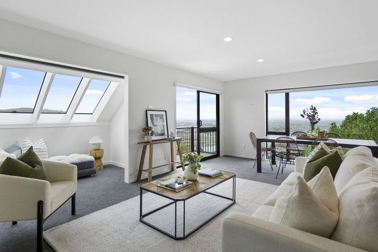 Photo of property in 17 Brigid Place, Mount Pleasant, Christchurch, 8081