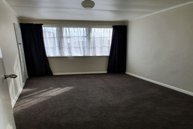 Photo of property in 31 Douglas Crescent, Fairfield, Hamilton, 3214