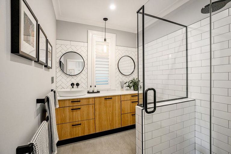 Photo of property in 59 Cliffs Road, Saint Clair, Dunedin, 9012