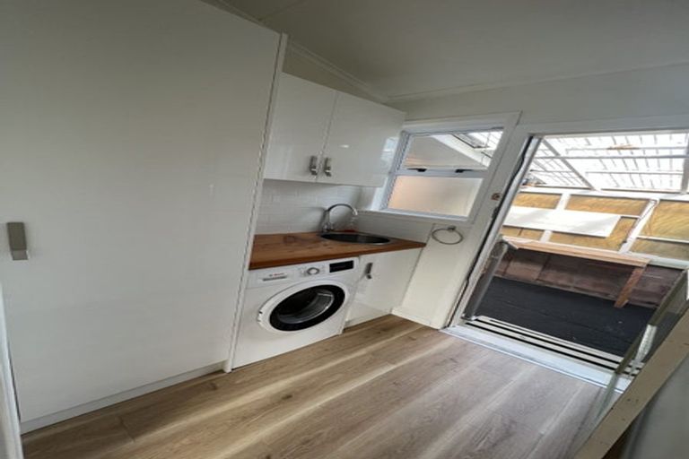 Photo of property in 18 North Street, Woodhill, Whangarei, 0110