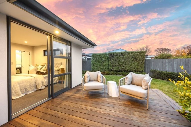 Photo of property in 45 Woodville Street, Edgeware, Christchurch, 8013