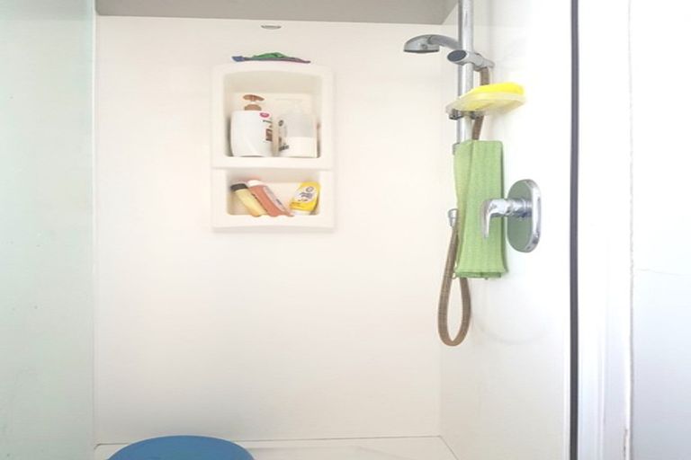 Photo of property in 228 Forrest Hill Road, Forrest Hill, Auckland, 0620