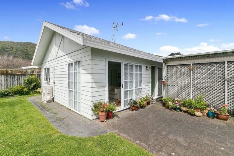 Photo of property in 13/169 Whites Line East, Waiwhetu, Lower Hutt, 5010