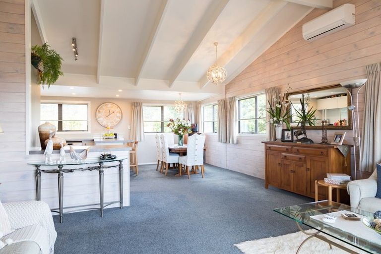 Photo of property in 2 Banks Street, Cooks Beach, Whitianga, 3591