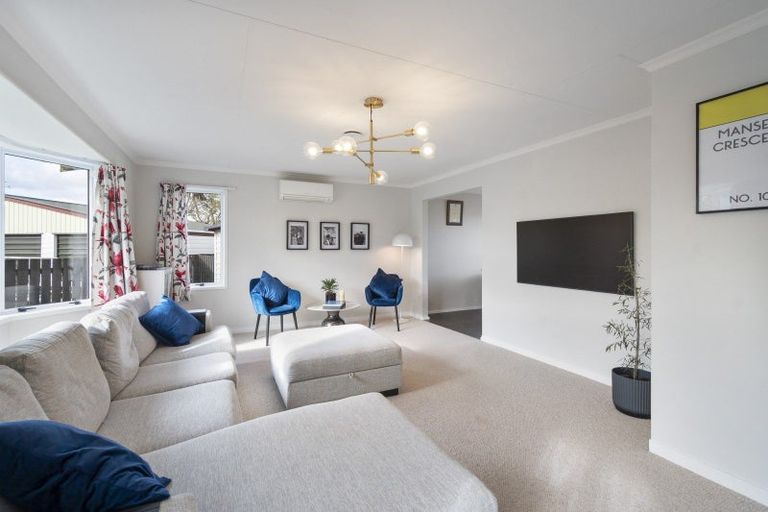 Photo of property in 10 Mansell Crescent, Bulls, 4818