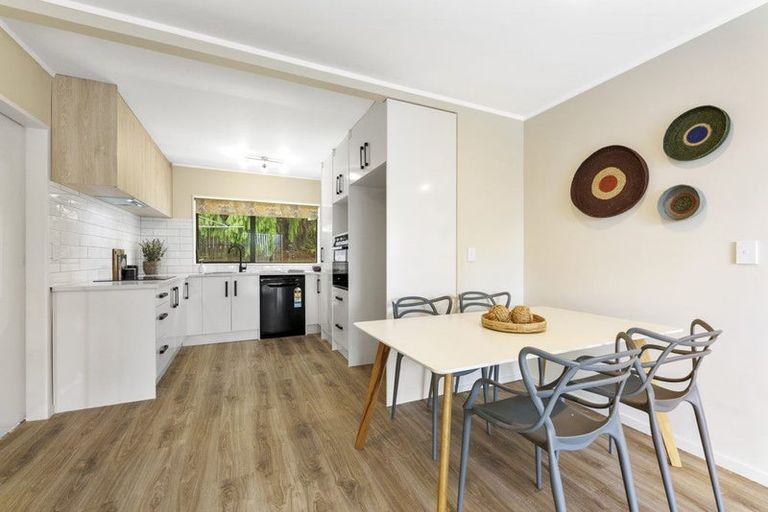 Photo of property in 60b Alfriston Road, Manurewa East, Auckland, 2102