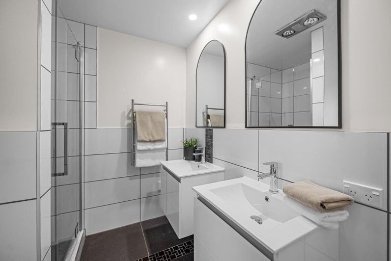 Photo of property in 1777 State Highway 16, Helensville, 0875